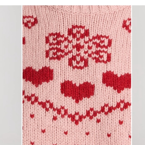 NWT The Great Sweetheart Pullover sweater. Size 1. Pink with red hearts. - Picture 2 of 9